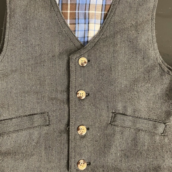 Sovereign Code Vest - Size 2T - Picture 3 of 4